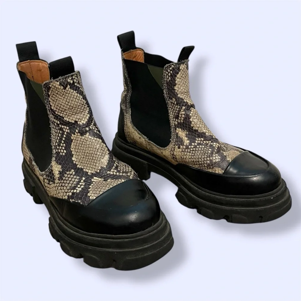 GANNI Women's Leather Snake Print Platform Chelsea Boots - Picture 2 of 12